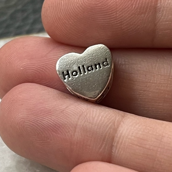 Holland Heart Pandora Charm 935 Silver - Picture 2 of 5
